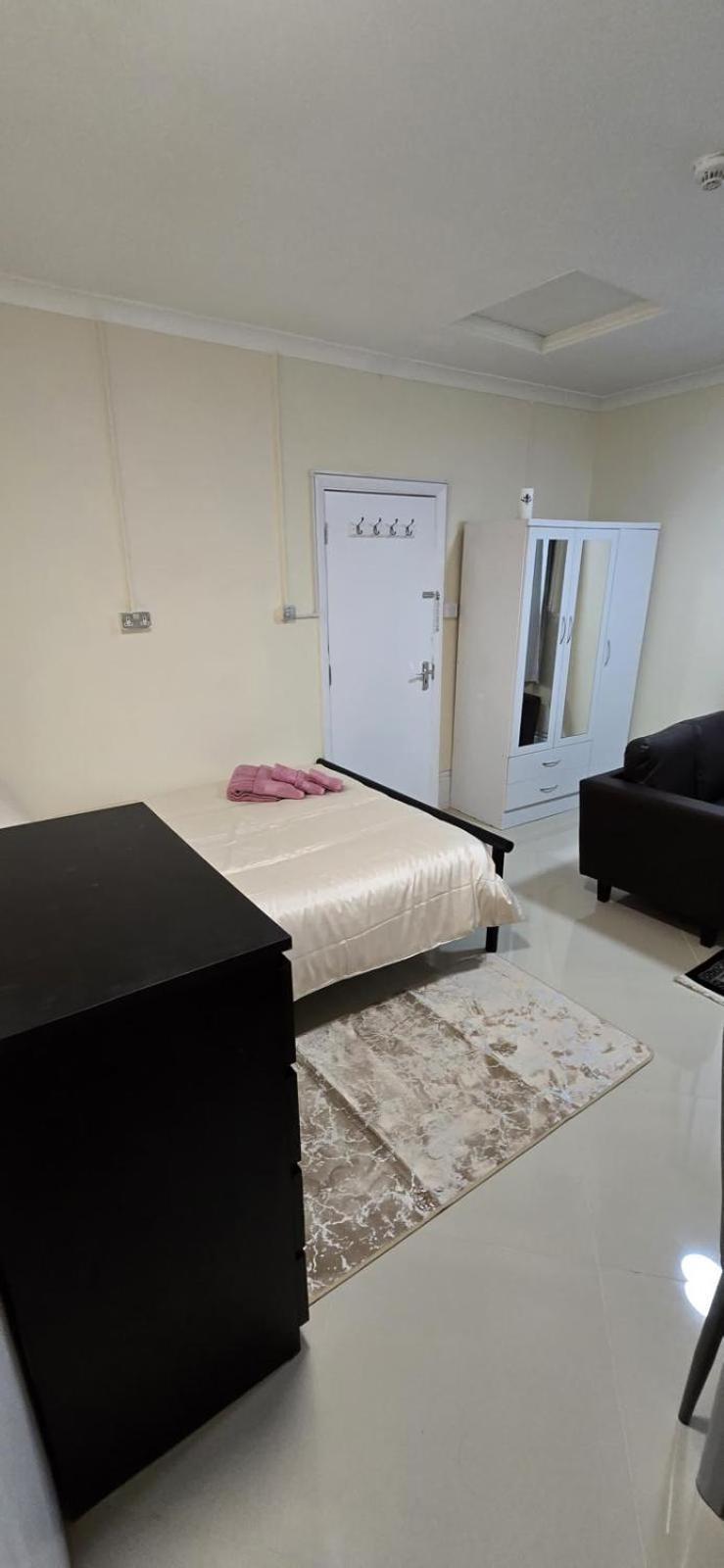 Apartment Shanti House